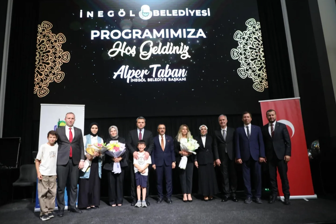İnegöl Kaymakamı Eren Arslan ve ilçe protokolü veda yemeğinde