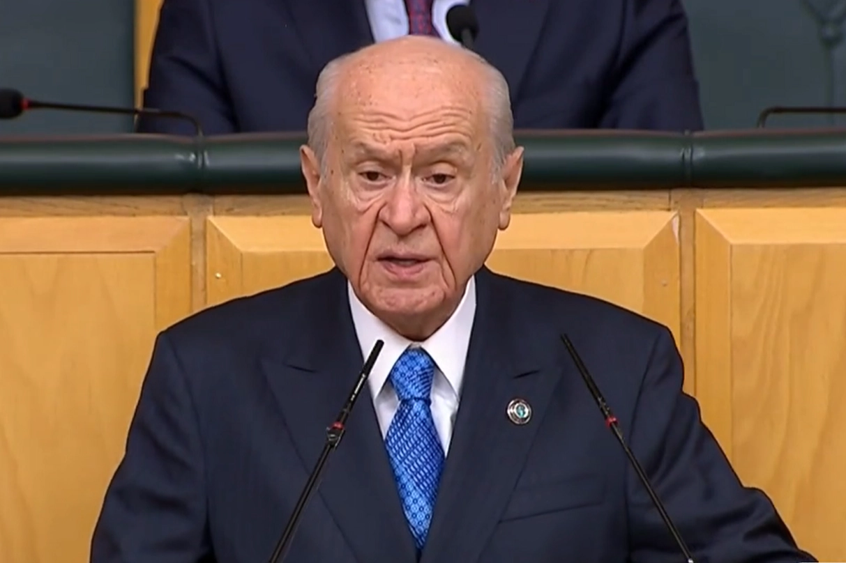 MHP Genel Başkanı Devlet Bahçeli, TBMM'de NATO Zirvesi, bölgesel krizler ve Türk ordusunun rolü hakkında konuştu.