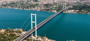 Otoyol ve köprü geçiş ücretlerine yapılan zamları gösteren görsel