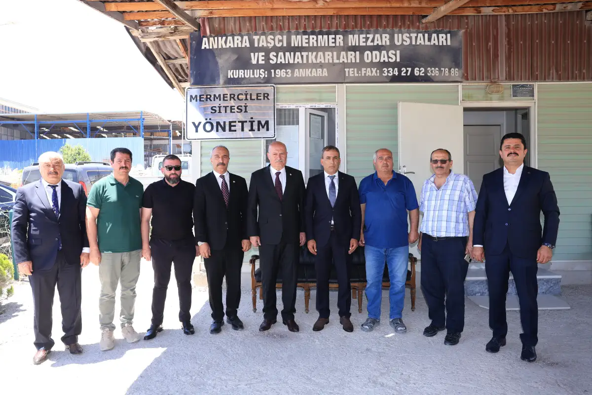 ATO Başkanı Gürsel Baran, çıraklık eğitiminin önemine dikkat çekerek ailelere çocuklarını bu alana yönlendirme çağrısı yaptı.