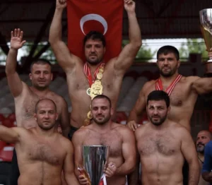 Başpehlivan Recep Kara, er meydanlarına veda ediyor