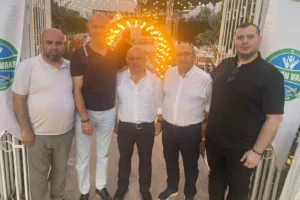 Bursa Artvin Vakfı'nın Babalar Günü etkinliğinde çekilmiş genel bir fotoğraf.