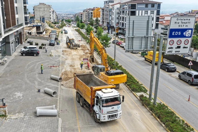 Denizli Şemikler Mahallesi'nde yağmur suyu altyapı projesi kapsamında yapılan çalışmalar