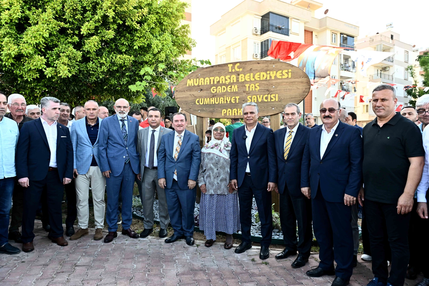 Savcı Gadem Taş'ın Adının Verildiği Muratpaşa Parkı