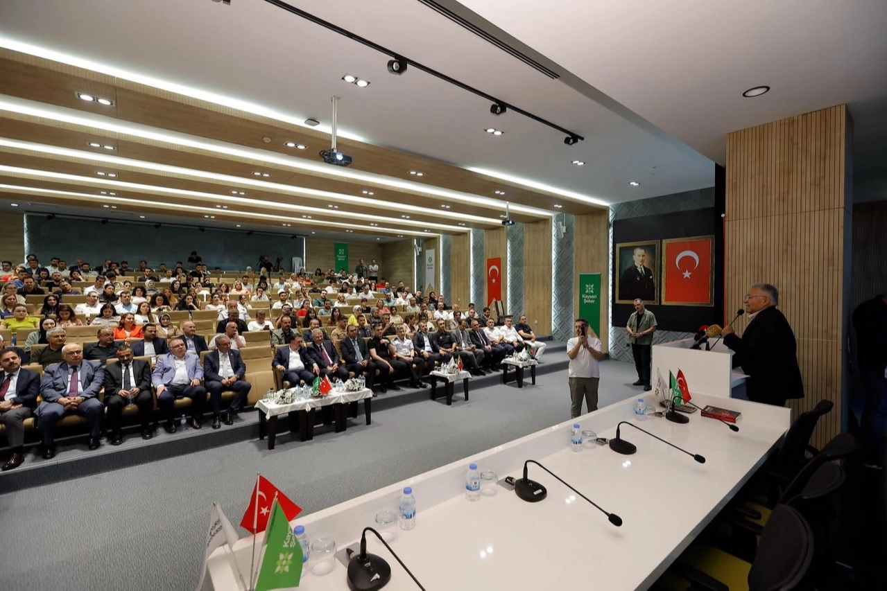 Kayseri'de Sultan I. Alaeddin Keykubad anma programı ve panelinden görüntüler