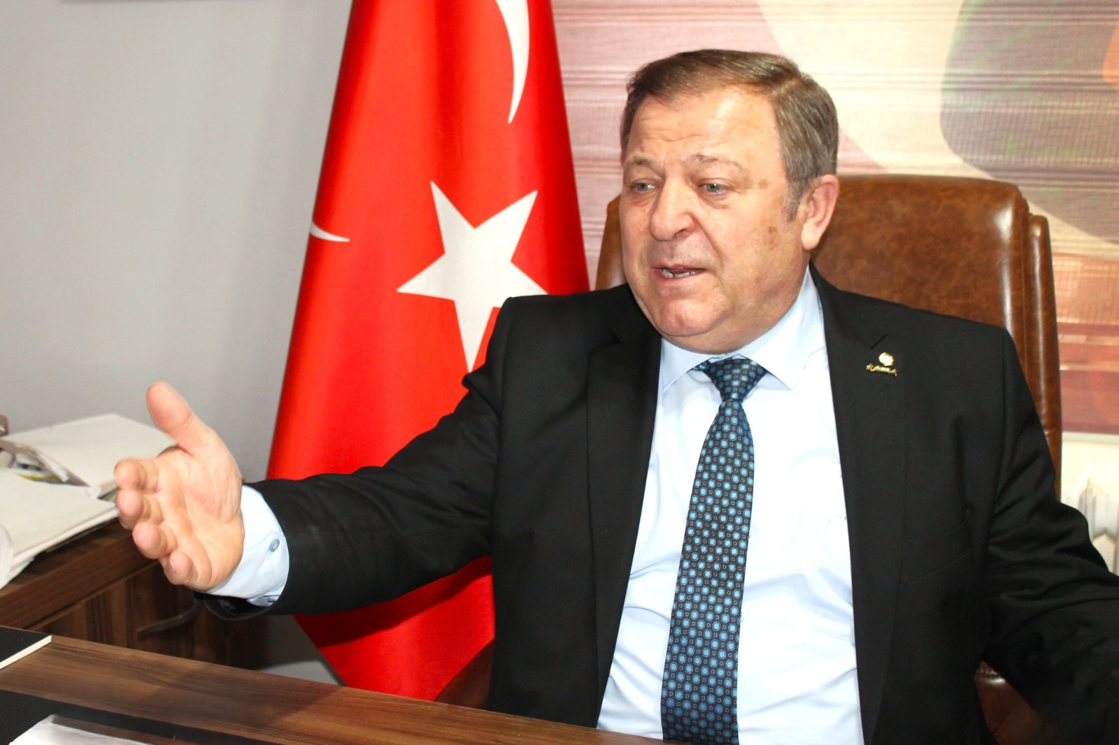 TÜED Uludağ Şubesi Başkanı Kenan Pars, emekli maaşlarının yetersizliğini ve alım gücünün düşüşünü anlattı.