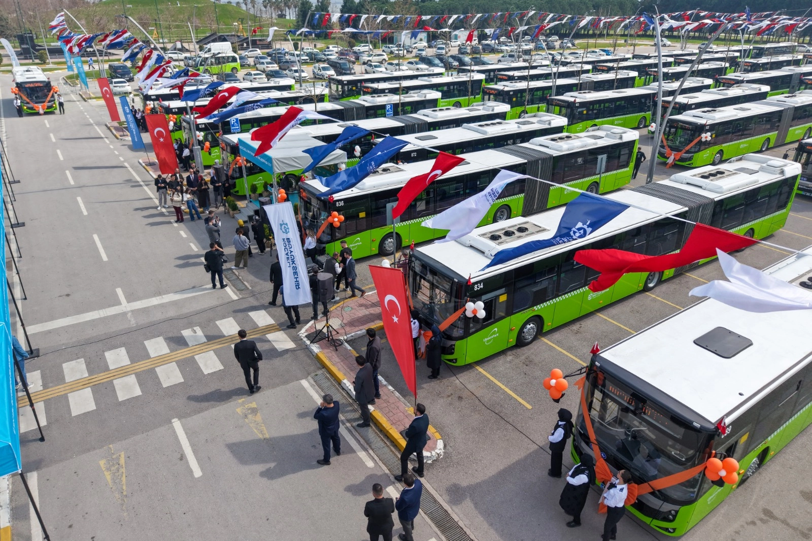 Kocaeli'de doğalgazlı otobüs filosu ile çevre dostu ulaşım hizmeti