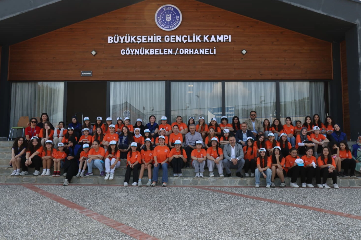 Göynükbelen Gençlik Kampı açılış etkinliği ve gençlerin katılımıyla ilgili görsel