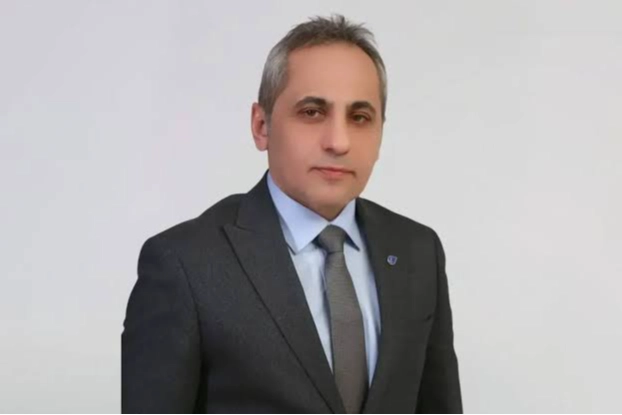 DEVA Partisi Mardin İl Başkanı Kadir Kerimoğlu, emekli maaş zamlarının yetersiz kaldığını belirtti.
