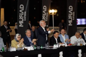 MÜSİAD Kayseri yönetimi, Kayseri Büyükşehir Belediye Başkanı Dr. Memduh Büyükkılıç ile bir araya geldi.