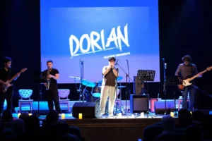 Halkevi Gençlik Merkezi'nde düzenlenen yıl sonu konserinden genel bir görüntü
