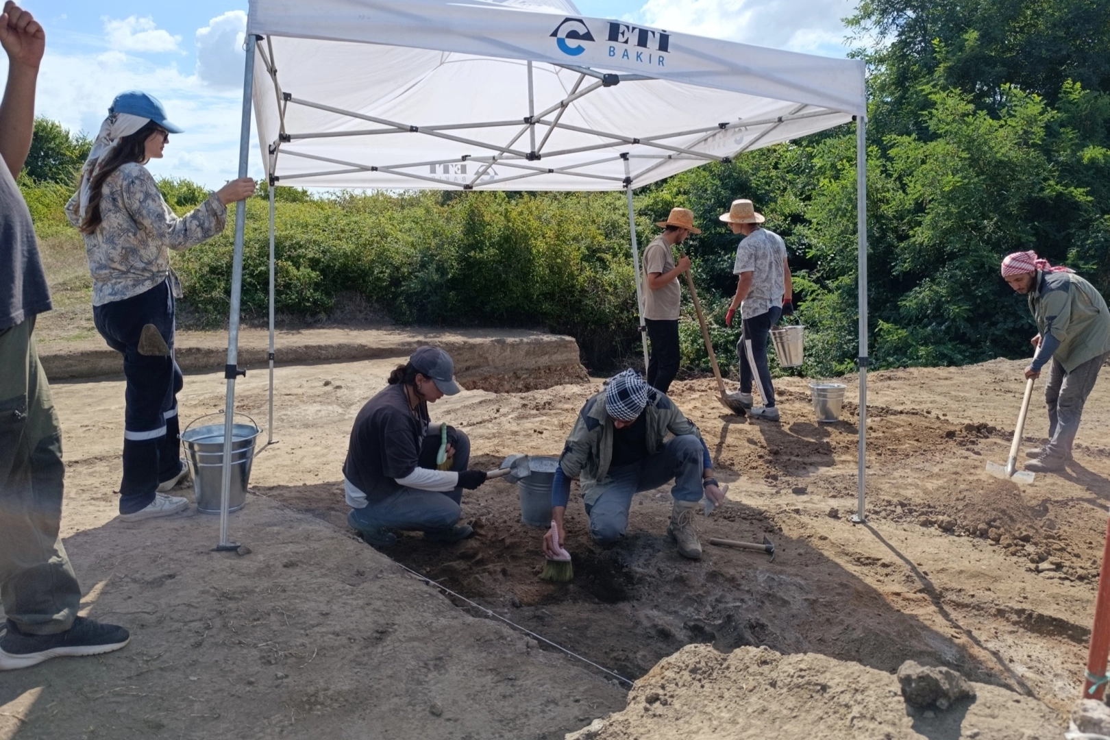 Eti Bakır'ın İkiztepe Höyüğü kazılarına verdiği destek