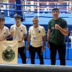 Karatay Belediyesporlu sporcular Ahmet Hakan Göksel ve Uğur Ali Göksel kick boks şampiyonasında kazandıkları madalyalarla seviniyor