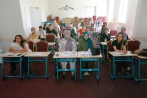 KAYMEK tarafından verilen Hızlandırılmış KPSS Kursu ve Deneme Sınavı hazırlıkları