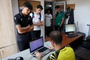 Karatay Belediyespor futbolcu seçmeleri için genç yetenekleri davet ediyor