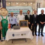 Melikgazi Belediyesi'nin sıfır atık projeleri kapsamında verilen ödül töreni