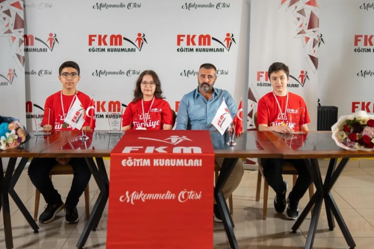 FKM Eğitim Kurumları'ndan 3 öğrenci LGS'de Türkiye Birincisi oldu