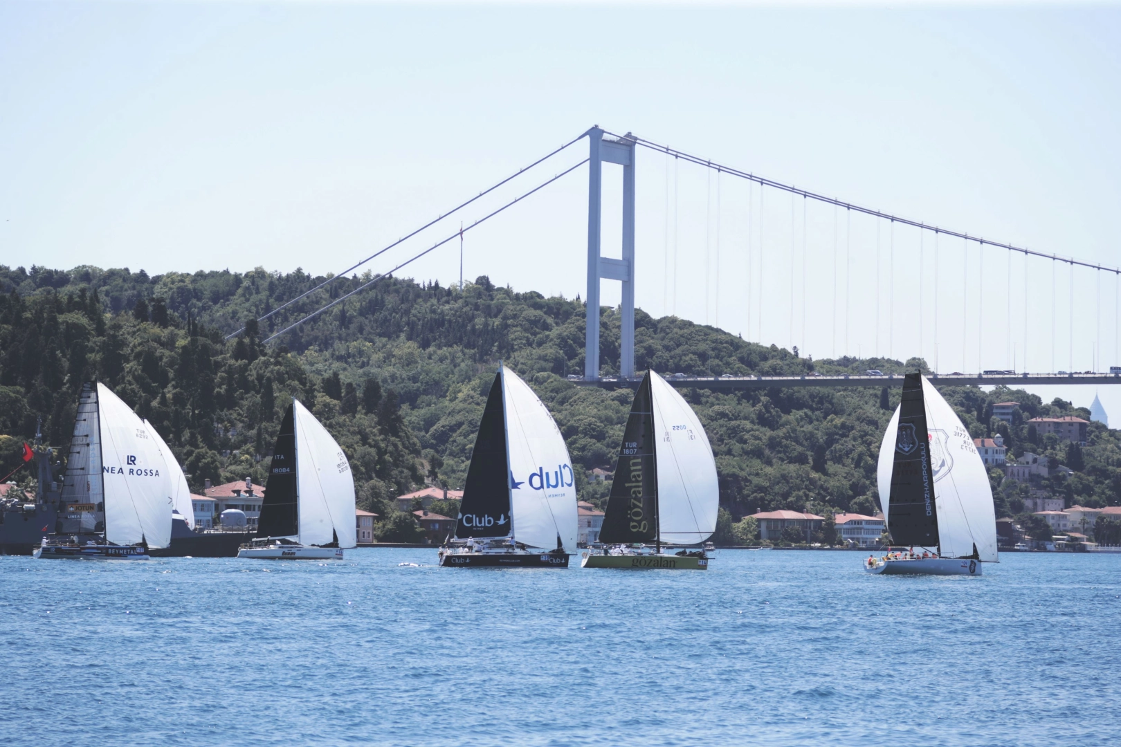 55. TAYK-AKPA Deniz Kuvvetleri Kupası yat yarışı İstanbul Boğazı'nda başladı