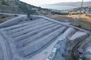İzmir Dikili'de yapımı süren modern hayvan bakımevi ve doğal yaşam alanı projesi