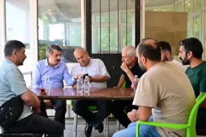 Yıldırım Belediye Başkanı Oktay Yılmaz, Teleferik Mahallesi esnafıyla bir araya gelerek sorunlarını dinledi.