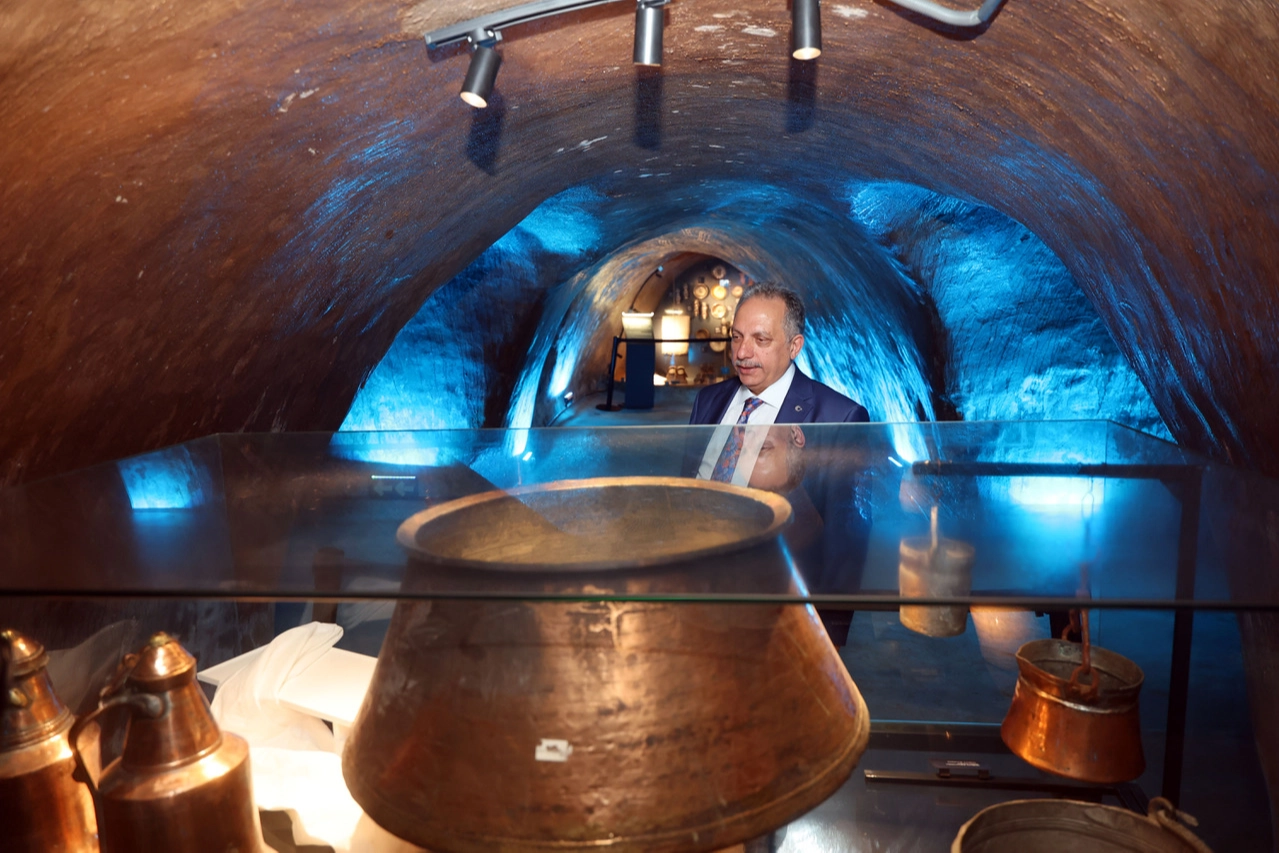 Kayseri Talas'ta bulunan Su Medeniyetleri Galerisi'nin tarihi sarnıç içindeki serinletici atmosferi