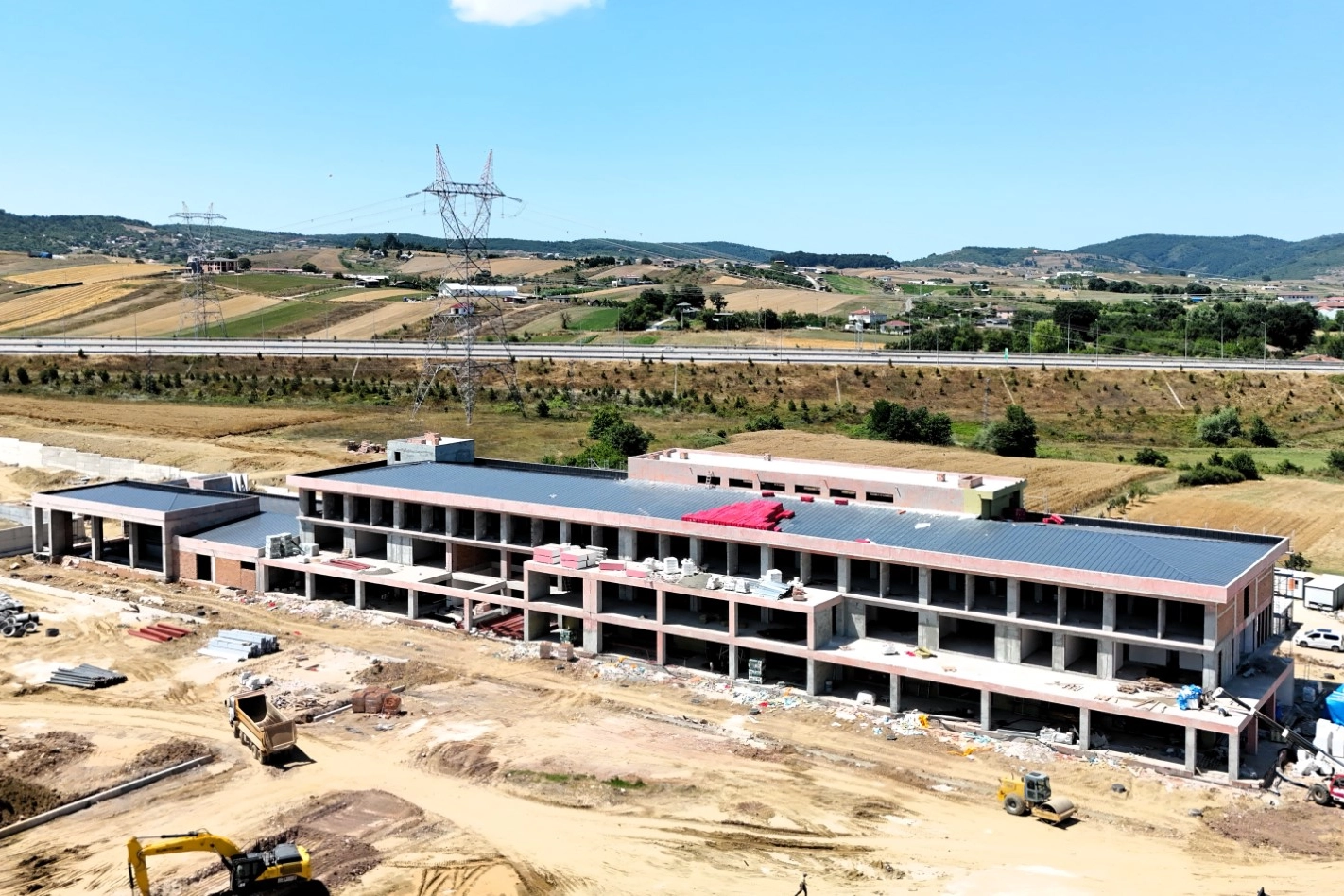 Kocaeli'de inşaatı devam eden modern spor kompleksi