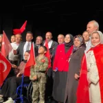 Erzurum'da çocuklar tarafından sahnelenen 15 Temmuz Destanı tiyatro gösterisi