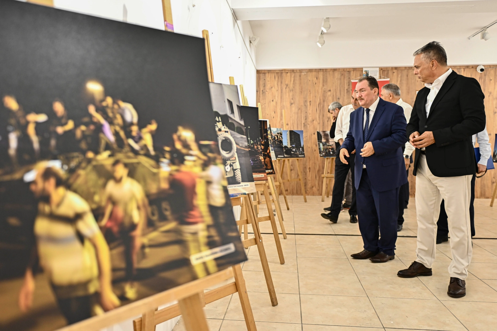 Antalya'da 15 Temmuz şehitlerini anma fotoğraf sergisi