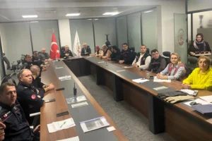 Kocaeli Büyükşehir Belediyesi personeline verilen iş sağlığı ve güvenliği eğitimleri