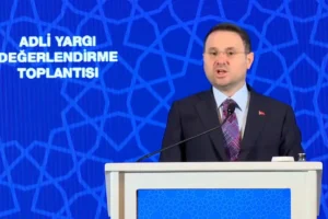 Adalet Bakanı Akın Gürlek, STK bağışlarının şeffaf ve hesap verilebilir olması gerektiğini belirtti.