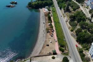 Ordu'da Perşembe Kadınlar Plajı ve Aktaş Plajı'nda yaz sezonu öncesi yapılan yenileme ve temizlik çalışmaları