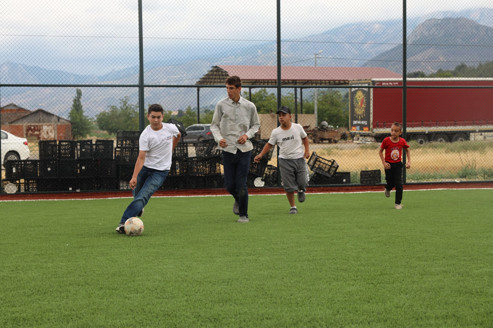 Sakarya'da çocuk ve gençlerin spor, sanat ve teknoloji alanlarındaki yeteneklerini keşfetmeye yönelik projesi