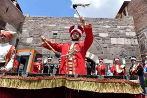 Ankara Kalesi ve Ulus Meydanı'nda mehteran gösterileri