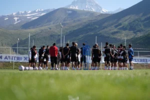 Erciyes Yüksek İrtifa Kamp Merkezi'nde antrenman yapan sporcular