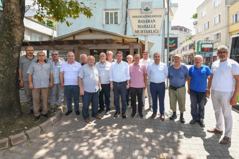 Osmangazi Belediye Başkanı Erkan Aydın, Başaran Mahallesi'nde vatandaşlarla bir araya geldi