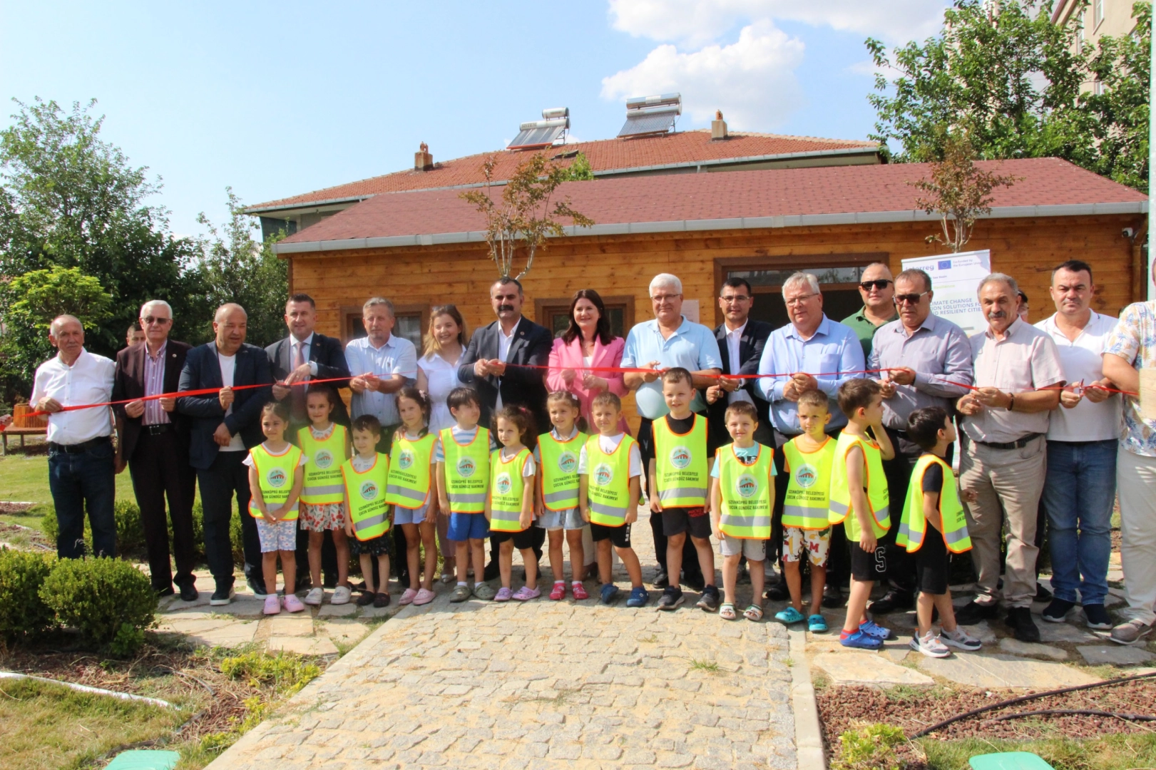 Uzunköprü Belediyesi'nin Avrupa Birliği hibesiyle açtığı İklim Dostu Park'ın açılışından genel görünüm