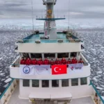 TÜBİTAK'ın 6. Arktik Bilim Seferi kapsamında Kuzey Kutbu'nda iklim değişikliği araştırmaları yapılıyor